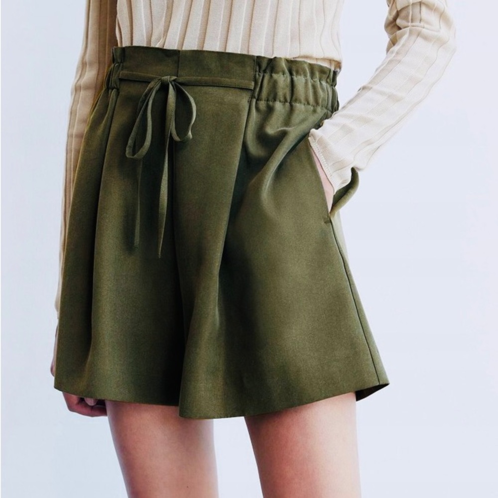 NEW ZARA Paperbag High Waist Shorts